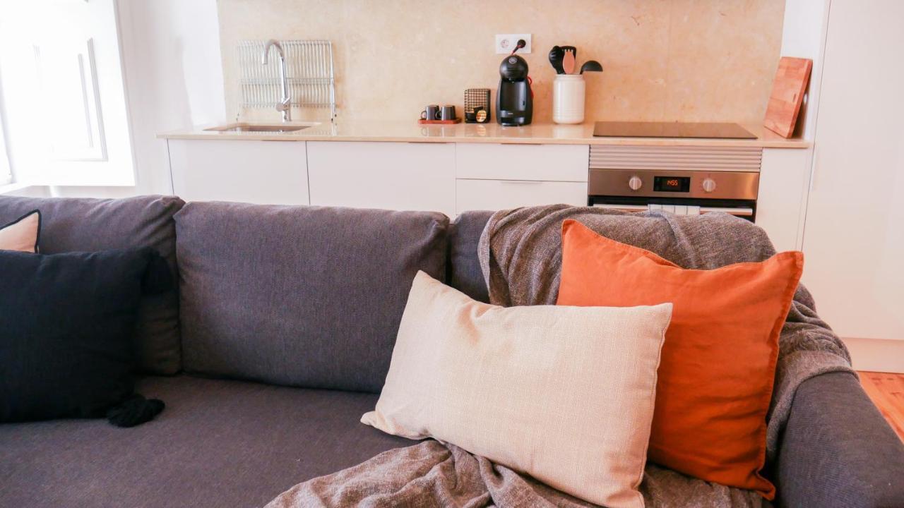 Sunny And Stylish Apartment - 11 Min To The Center Lisboa Exterior foto