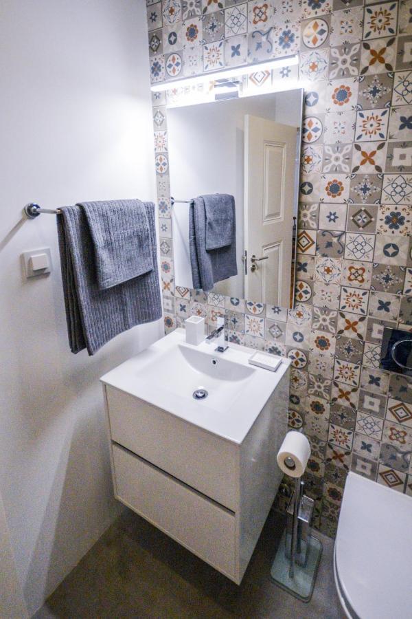 Sunny And Stylish Apartment - 11 Min To The Center Lisboa Exterior foto