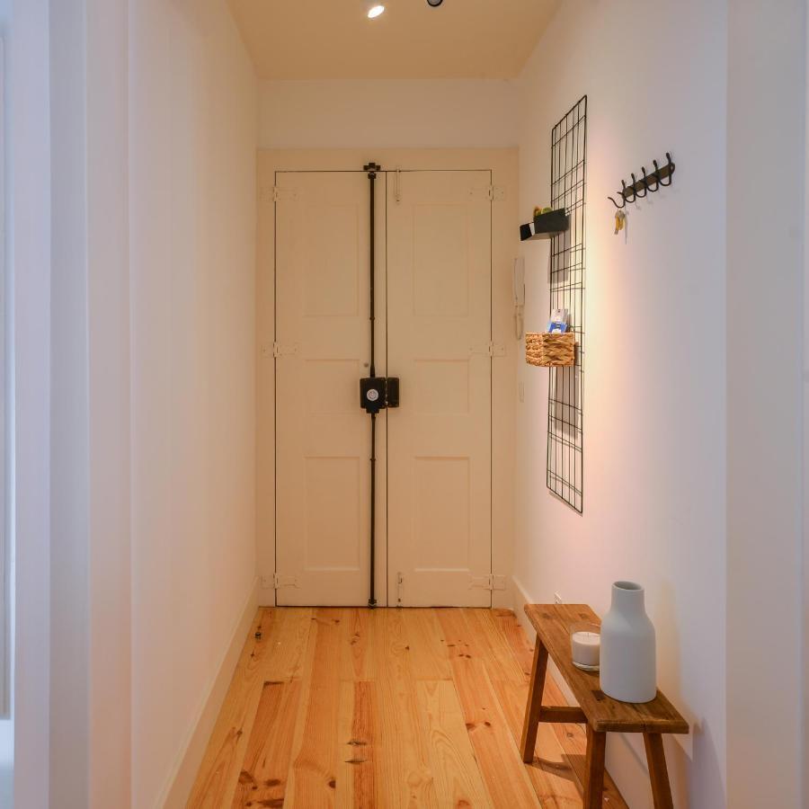 Sunny And Stylish Apartment - 11 Min To The Center Lisboa Exterior foto